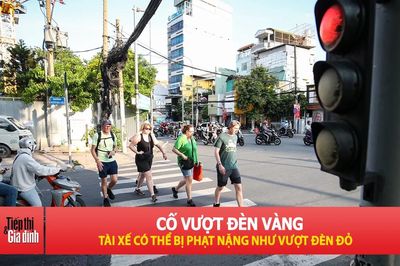 Thói quen tăng ga lúc đèn vàng có thể khiến tài xế trả giá đắt