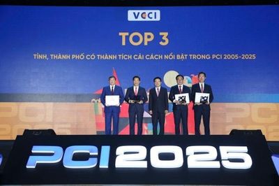 Tp. Huế được vinh danh trong TOP 3 địa phương có thành tích cải cách PCI nổi bật