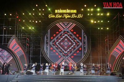Đêm diễn ngân vang sắc màu di sản giữa đại ngàn Ba Bể