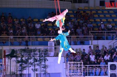 Gala xiếc hút khán giả nhí ở Thái Nguyên