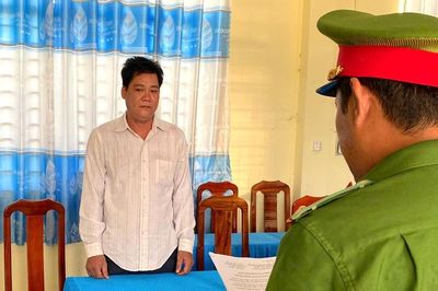 Khởi tố chủ cơ sở sản xuất, chế biến cà phê giả