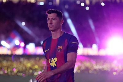 Lewandowski chia tay Barcelona: 5 bến đỗ tiềm năng cho 'sát thủ' 37 tuổi