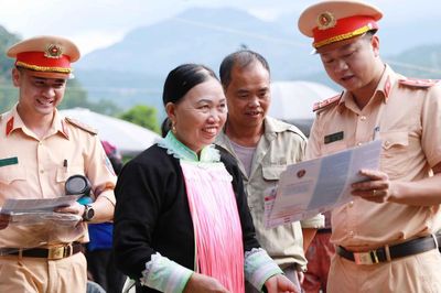 Lai Châu: Đưa tiếng đồng bào thiểu số vào tuyên truyền, sát hạch thi giấy phép lái xe
