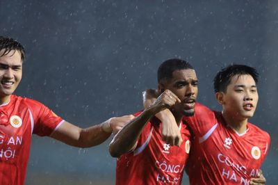 CLB Công an Hà Nội chính thức vô địch V.League 2025/26
