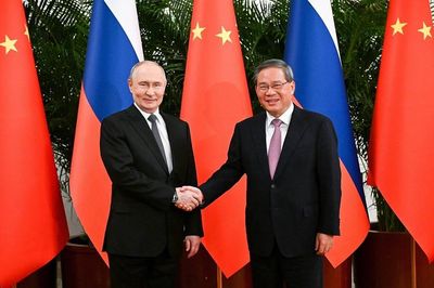 Tổng thống Putin gặp Thủ tướng Trung Quốc Lý Cường, bàn nhiệm vụ ưu tiên Trung-Nga
