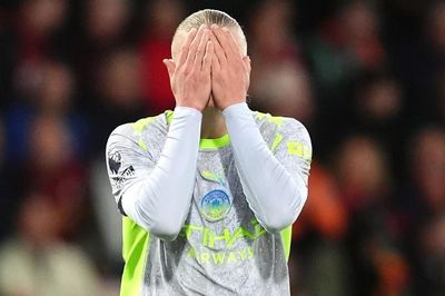 Man City gục ngã, Arsenal vô địch Premier League
