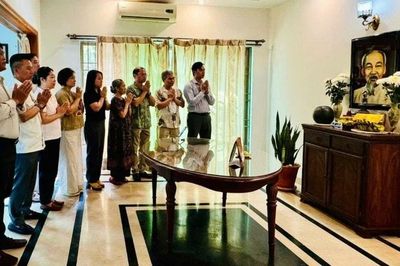 Đại sứ quán Việt Nam tại Pakistan tổ chức trọng thể kỷ niệm 136 năm Ngày sinh Chủ tịch Hồ Chí Minh