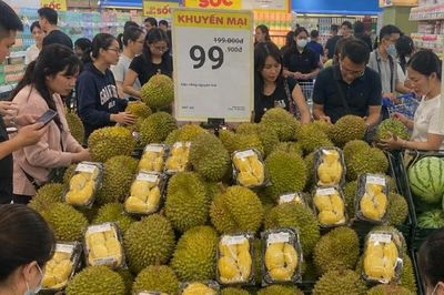 Thị trường sầu riêng và bài toán cung – cầu phía sau cơn sốt 'vua trái cây'