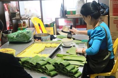 Người trẻ viết tiếp câu chuyện bánh phu thê