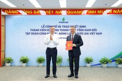 Công bố và trao quyết định Tổng Giám đốc Petrovietnam