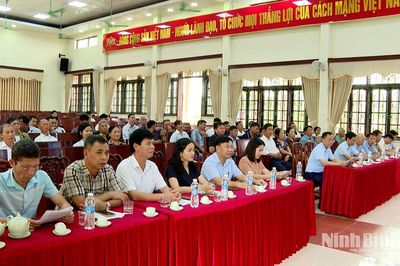 Đánh giá kết quả thực hiện mô hình trình diễn các giống lúa thuần năng suất, chất lượng cao tại xã Liên Minh
