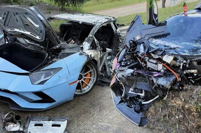 Sẽ ra sao khi 2 chiếc siêu xe Lamborghini đâm nhau?