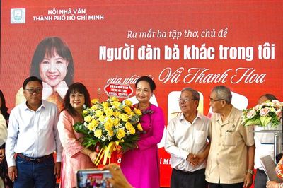 Ra mắt bộ ba tập thơ 'Vũ – Thanh – Hoa'