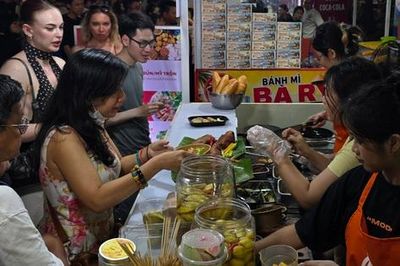 Đà Nẵng khai mạc lễ hội ẩm thực quy mô lớn bên bãi biển