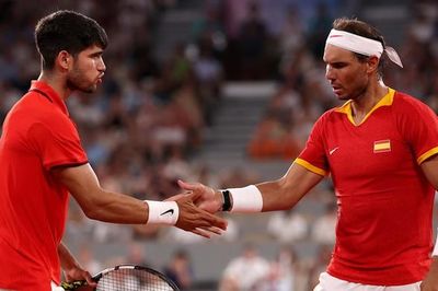 Nadal đánh giá cao lựa chọn của Alcaraz, nói về chấn thương của đàn em