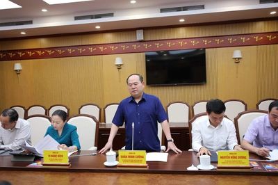 Quảng Ninh quan tâm phát triển kinh tế gắn với bảo đảm quốc phòng, an ninh