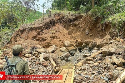 Truy quét, phá hủy nhiều lán trại khai thác vàng trái phép