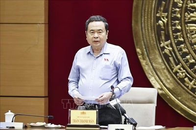 Chủ tịch Quốc hội làm việc với Thường trực Hội đồng Dân tộc của Quốc hội