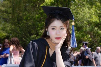 Hoa hậu Nguyễn Thanh Thảo tốt nghiệp loại xuất sắc tại đại học danh tiếng của Mỹ