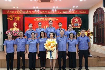 VKSND tỉnh Lạng Sơn tổ chức Lễ công bố và trao Quyết định về công tác cán bộ