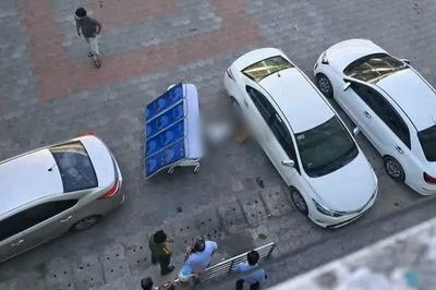 Người đàn ông tâm thần nhảy từ tầng 7 bệnh viện tử vong