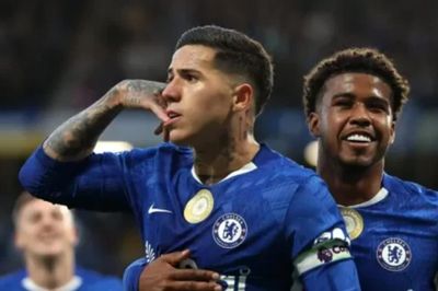 Chelsea quyết đấu Sunderland: Chờ cú hích từ MU để giành vé Europa League