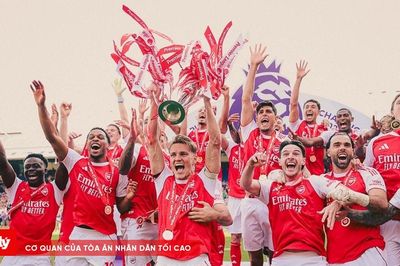 Arsenal vô địch Premier League 2025-2026, West Ham xuống hạng
