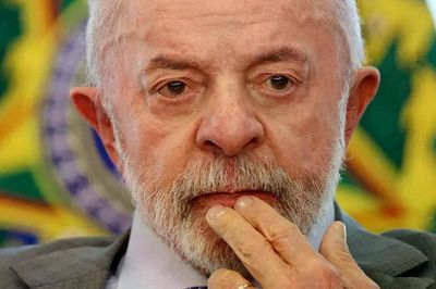 Tổng thống Brazil Lula mắc ung thư