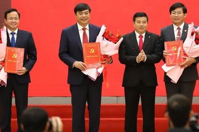 Lâm Đồng điều động, bổ nhiệm nhiều cán bộ