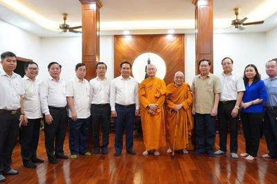 Chủ tịch UBND TPHCM: Phật giáo đóng góp sức người, sức của rất lớn cho sự phát triển của thành phố