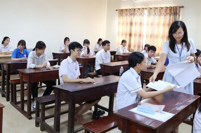 Sáng nay, hơn 50.400 sĩ tử Bắc Ninh thi Ngữ văn lớp 10