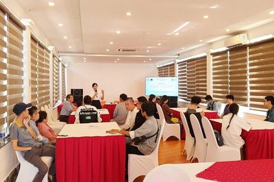 Gia Lai: Tập huấn kỹ năng số cho thanh niên khuyết tật