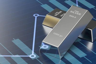 Ngày 26/5: Giá bạc trong nước và thế giới đồng loạt giảm