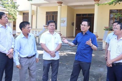 Quảng Ngãi kiểm tra, đẩy nhanh xử lý trụ sở công dôi dư sau sáp nhập