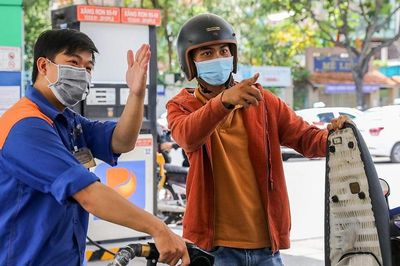 Giá xăng dầu đồng loạt giảm từ 15h00 ngày 28/5