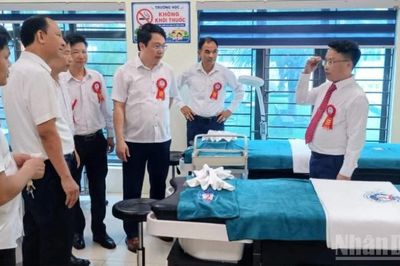 Hưng Yên ra mắt cơ sở hoạt động giáo dục nghề nghiệp kết hợp học văn hóa và đào tạo nghề