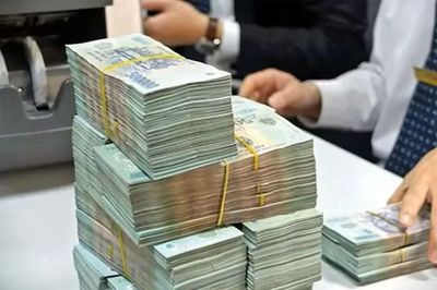 Lo ngại lãi suất huy động neo cao