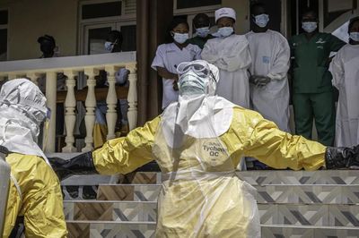 Thế giới báo động trước đợt bùng phát Ebola mới