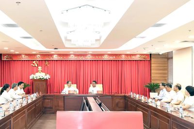 Đoàn công tác của Tòa án nhân dân tối cao làm việc với Ban Thường vụ Tỉnh ủy Khánh Hòa