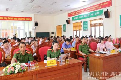 Huấn luyện nghiệp vụ sử dụng công cụ hỗ trợ cho lực lượng bảo vệ