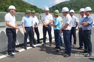 Lãnh đạo UBND tỉnh kiểm tra cao tốc Hữu Nghị - Chi Lăng