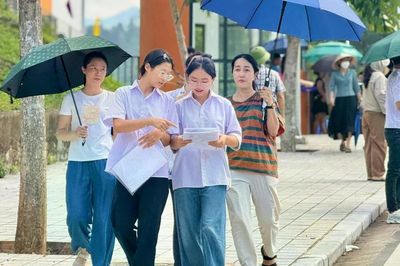 Đề thi và đáp án môn Toán thi vào lớp 10 tỉnh Lào Cai năm 2026