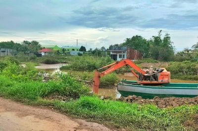 Cà Mau: Công bố 11 dự án nạo vét đường thủy nội địa kết hợp thu hồi sản phẩm