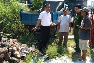 TP. Đà Nẵng sẽ xử lý nghiêm hành vi đổ trộm rác thải gây ô nhiễm môi trường