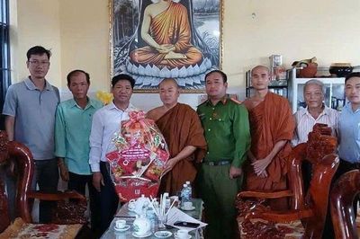 Gia Lai: Xã Tuy Phước Bắc tổ chức thăm, chúc mừng các cơ sở tôn giáo nhân Đại lễ Phật đản và An cư kết hạ 2026