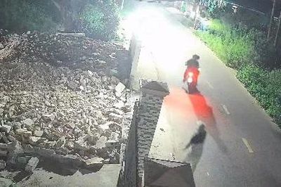 Trộm chó manh động đe dọa tông xe chủ nhà