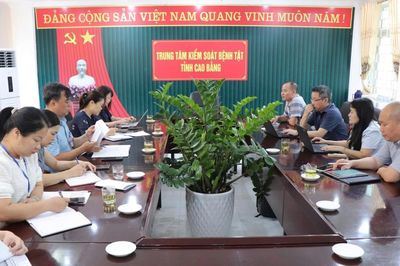Bệnh viện Phổi Trung ương hỗ trợ công tác phòng, chống lao và kỹ thuật mua sắm, cung ứng, sử dụng thuốc chống lao