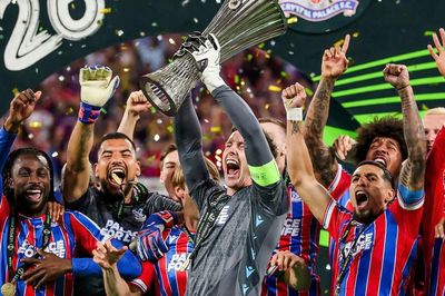 Crystal Palace đăng quang UEFA Conference League sau chiến thắng nghẹt thở