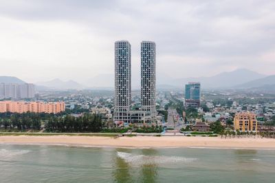 Ở trung tâm hay chuyển ra ven đô: Bài toán mới của các gia đình trẻ Hà Nội