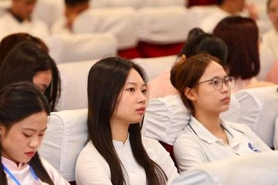 Sôi nổi Giải thưởng Khoa học và Công nghệ dành cho sinh viên sư phạm